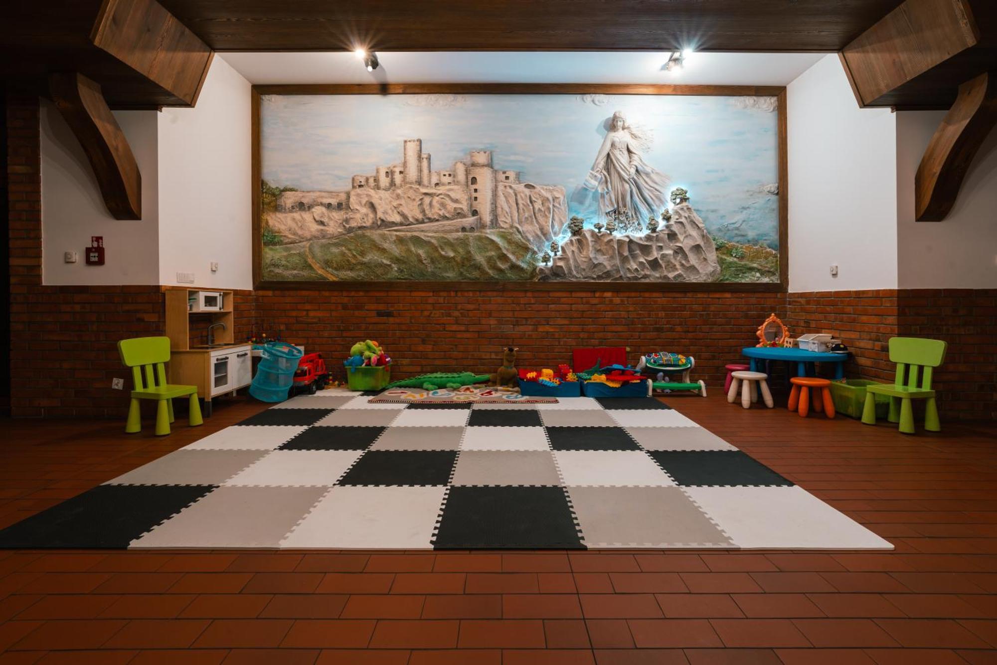 Hotel Pod Figurą Ogrodzieniec Buitenkant foto